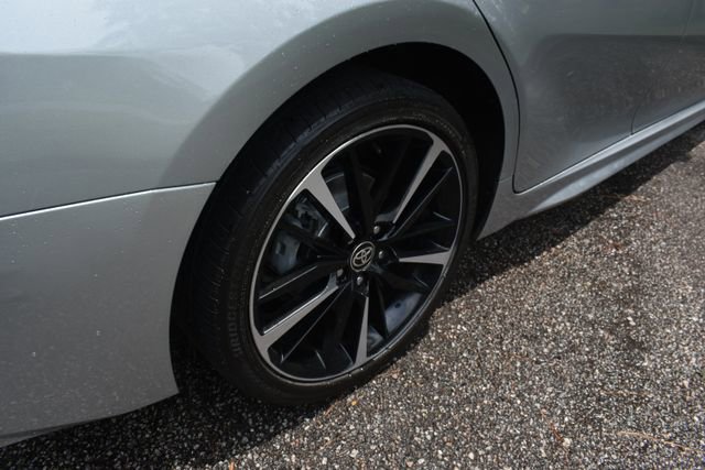 Used 2020 Toyota Camry XSE image 15