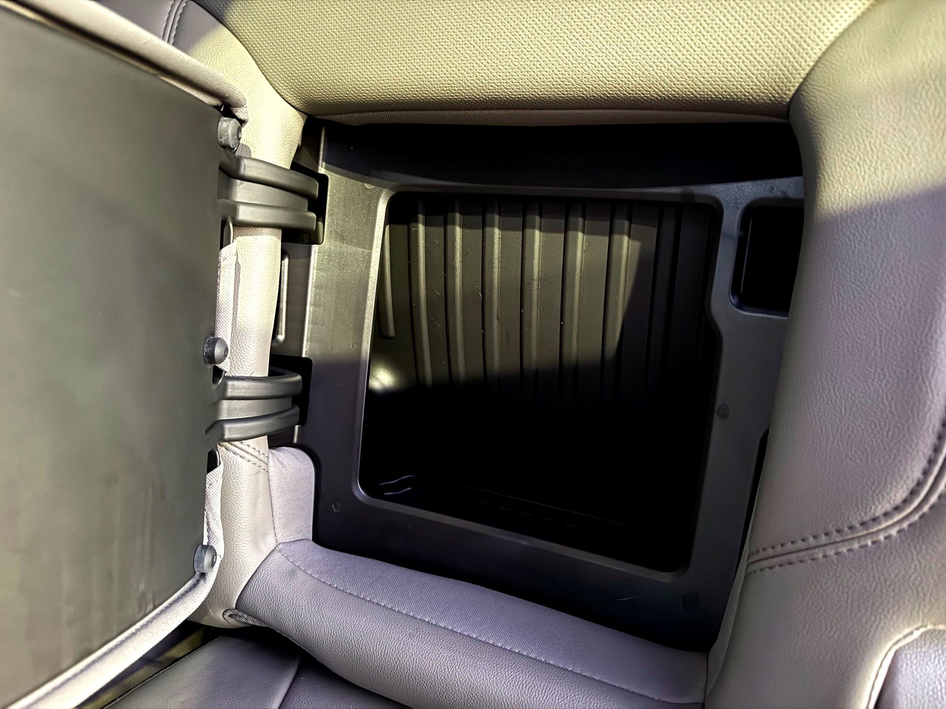 Used 2020 Chevrolet Silverado 1500 LTZ image 20