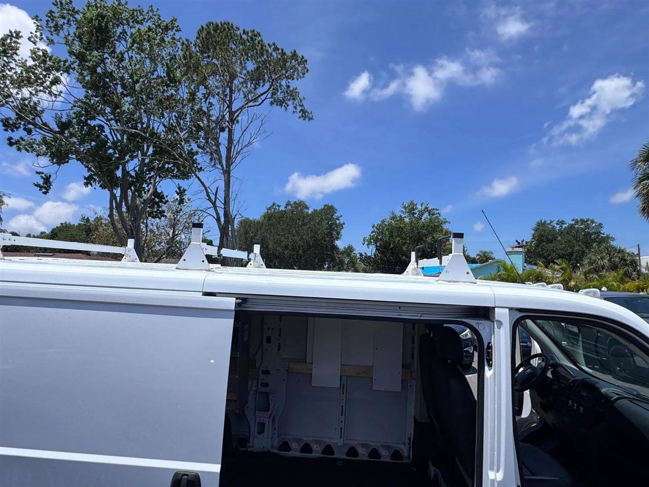 Used 2015 RAM ProMaster 1500 FWD image 25