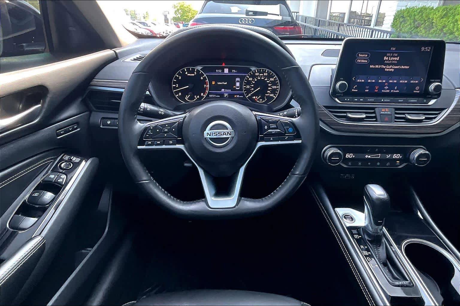 Used 2022 Nissan Altima 2.5 Platinum AWD/4WD image 5