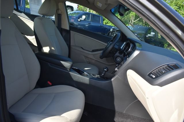 Used 2015 Kia Optima LX w/ LX Convenience Plus Package FWD image 12
