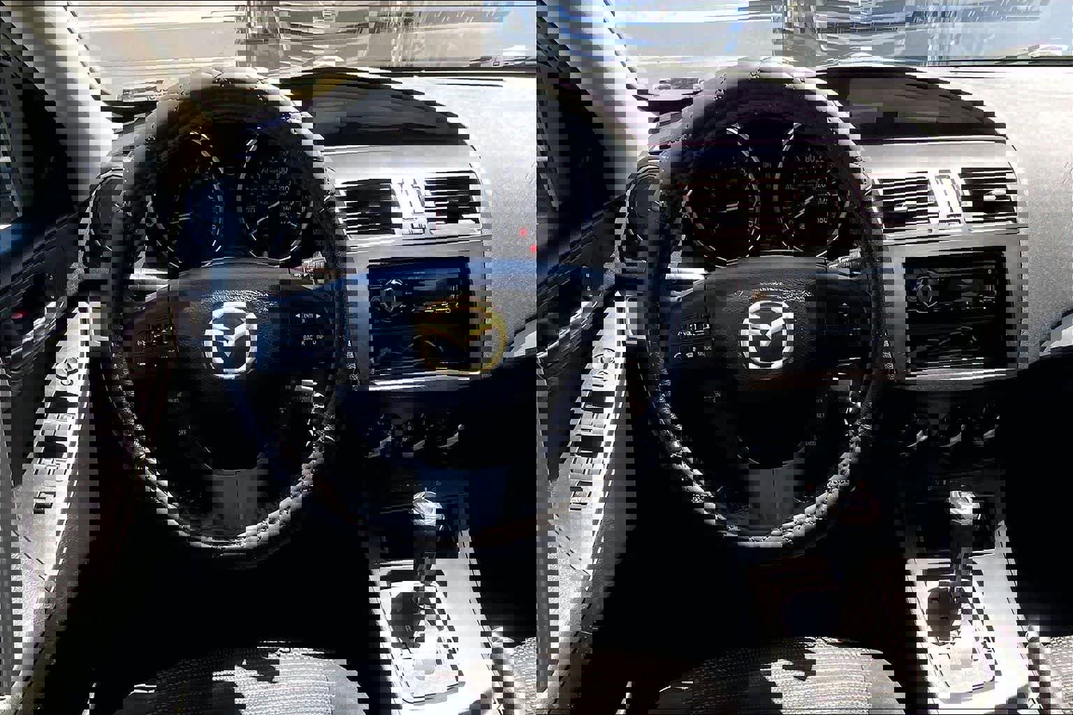 Used 2012 MAZDA MAZDA3 i Touring image 15