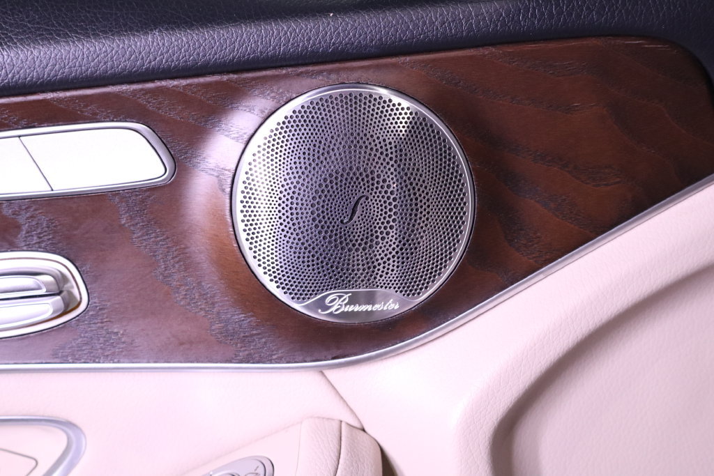 Used 2019 Mercedes-Benz GLC 300 4MATIC image 41