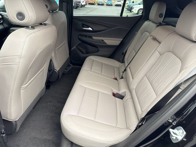 Used 2025 Buick Envista Preferred FWD image 24