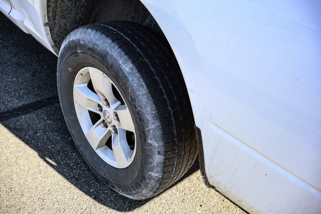 Used 2023 RAM 1500 Classic SLT w/ Trailer & Traction Group image 38