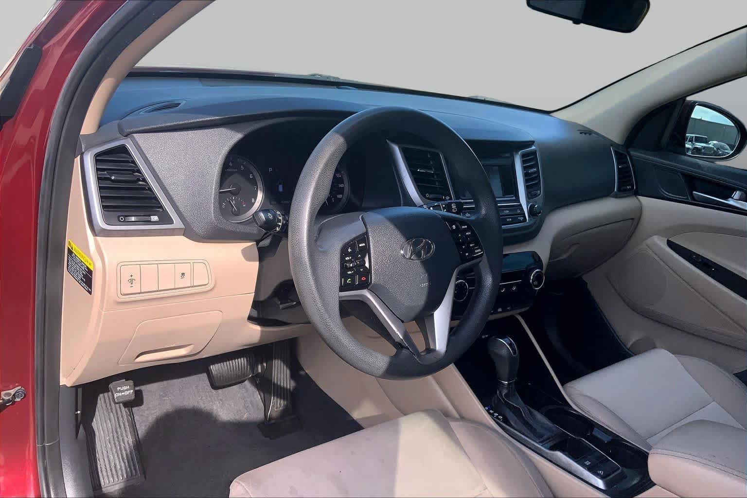 Used 2017 Hyundai Tucson SE w/ SE Popular Package 02 FWD image 18