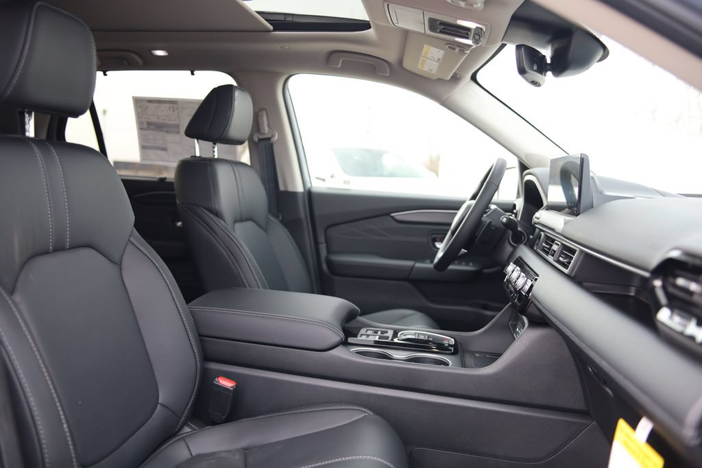New 2026 Honda Pilot Touring image 37