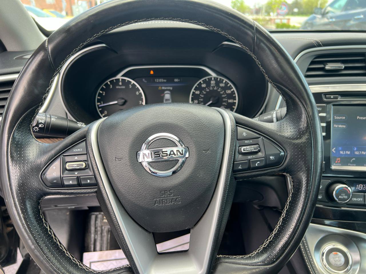 Used 2017 Nissan Maxima Platinum FWD image 19
