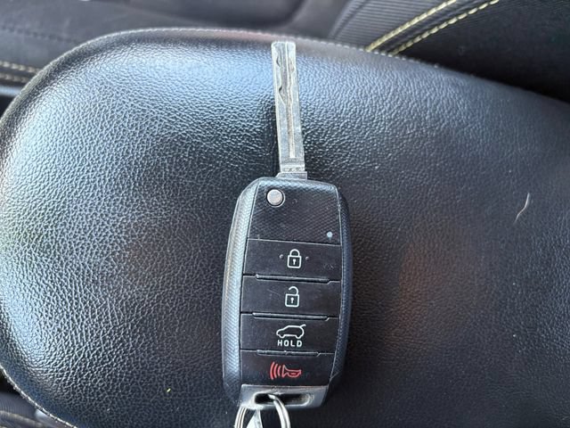 Used 2016 Kia Soul + FWD image 25