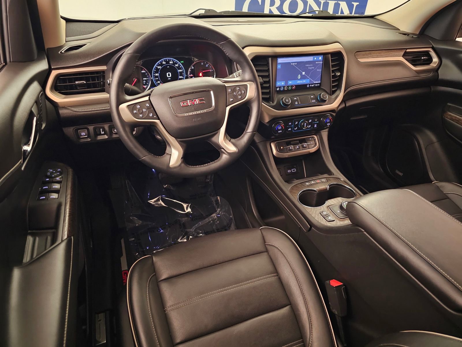 Used 2020 GMC Acadia Denali w/ Technology Package image 18