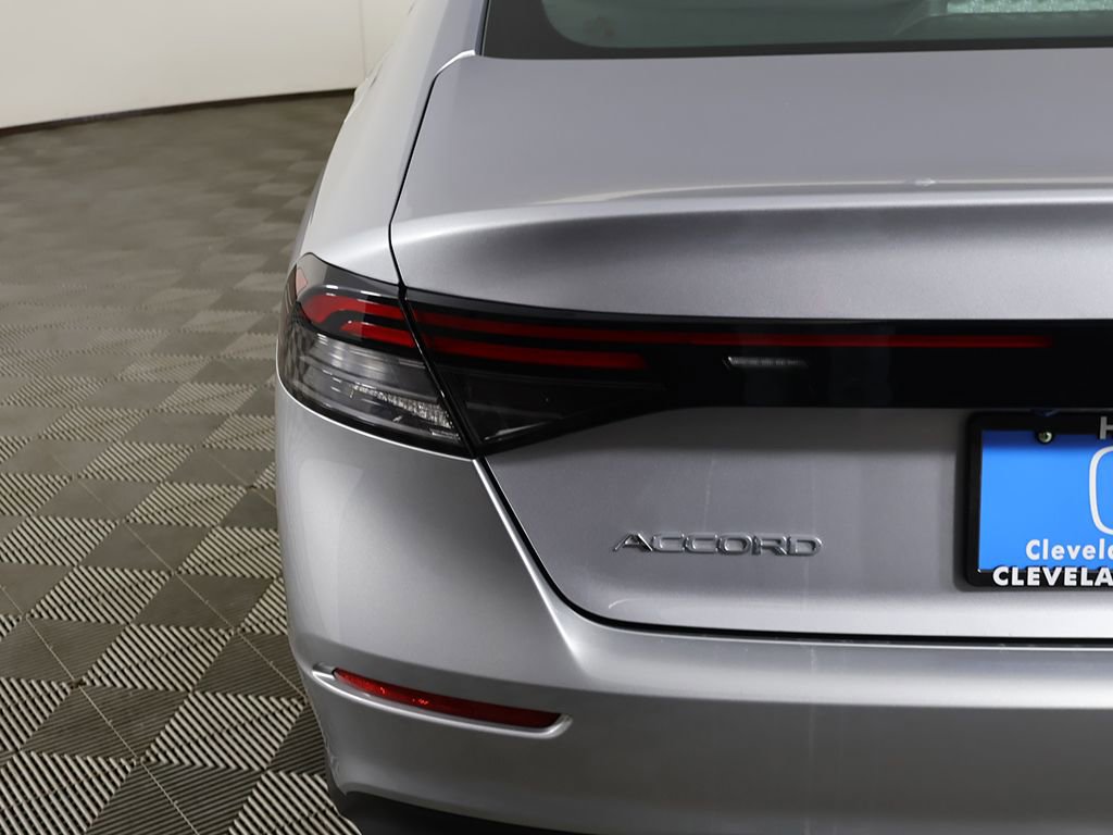 Used 2023 Honda Accord LX image 12