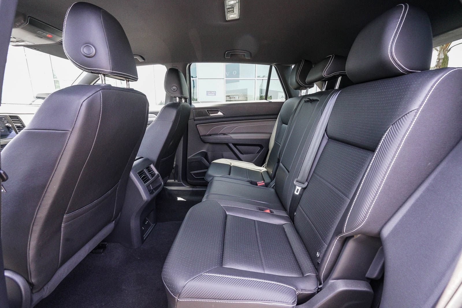 Certified 2023 Volkswagen Atlas Cross Sport SE FWD image 19