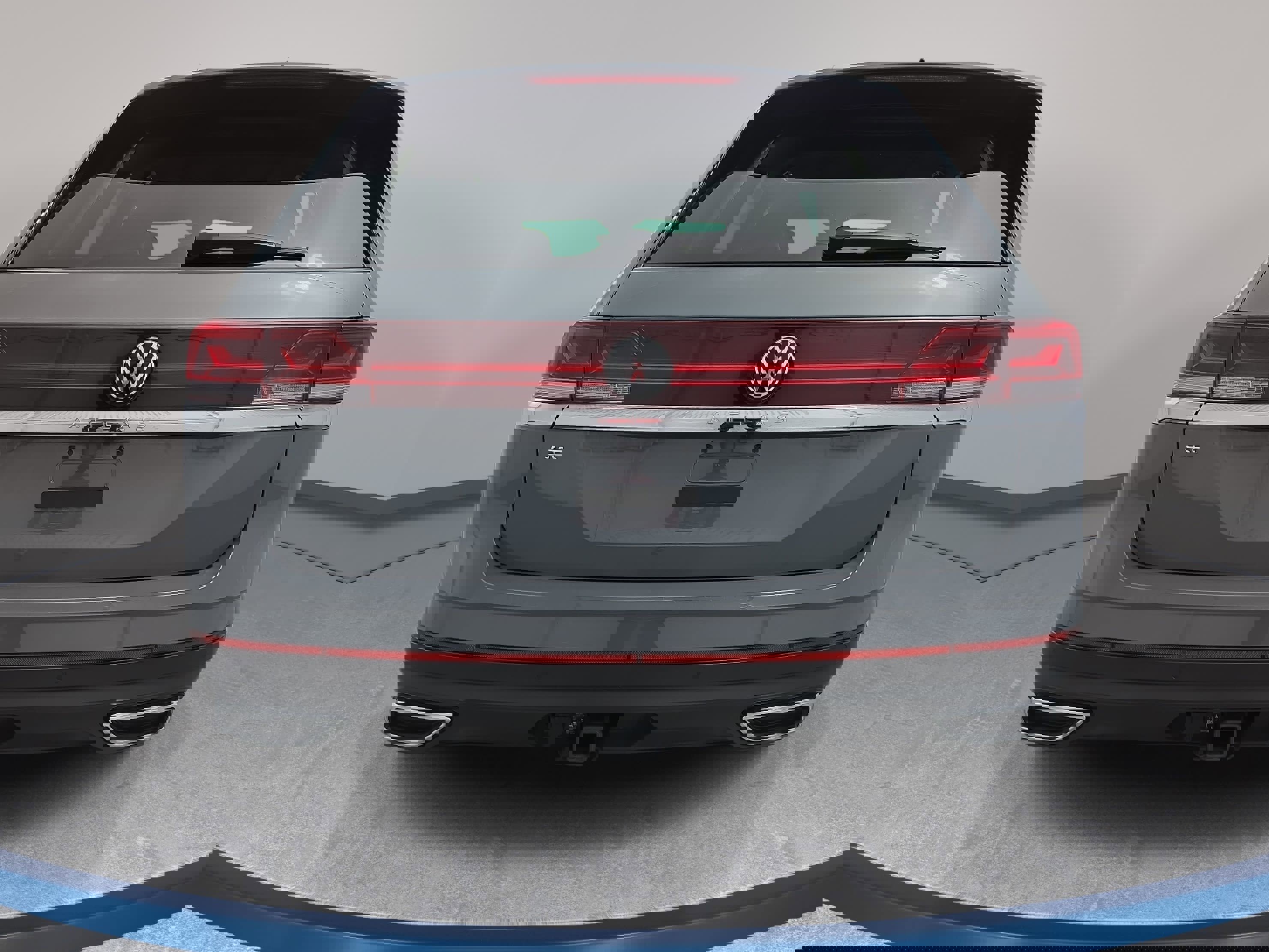 Used 2025 Volkswagen Atlas SE w/ Panoramic Sunroof Package image 6