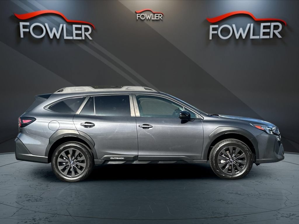 Used 2025 Subaru Outback Onyx Edition AWD/4WD image 6
