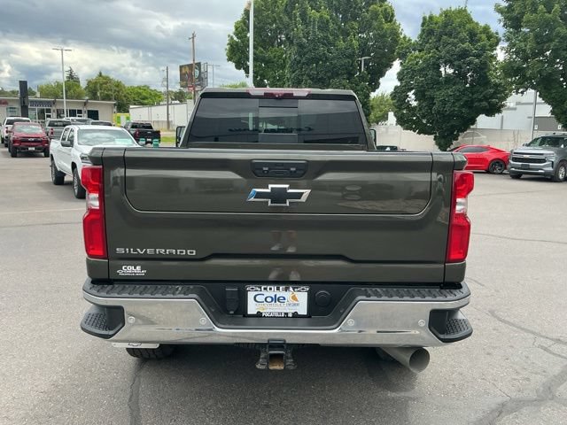 Used 2022 Chevrolet Silverado 2500 LTZ w/ LTZ Premium Package AWD/4WD image 5