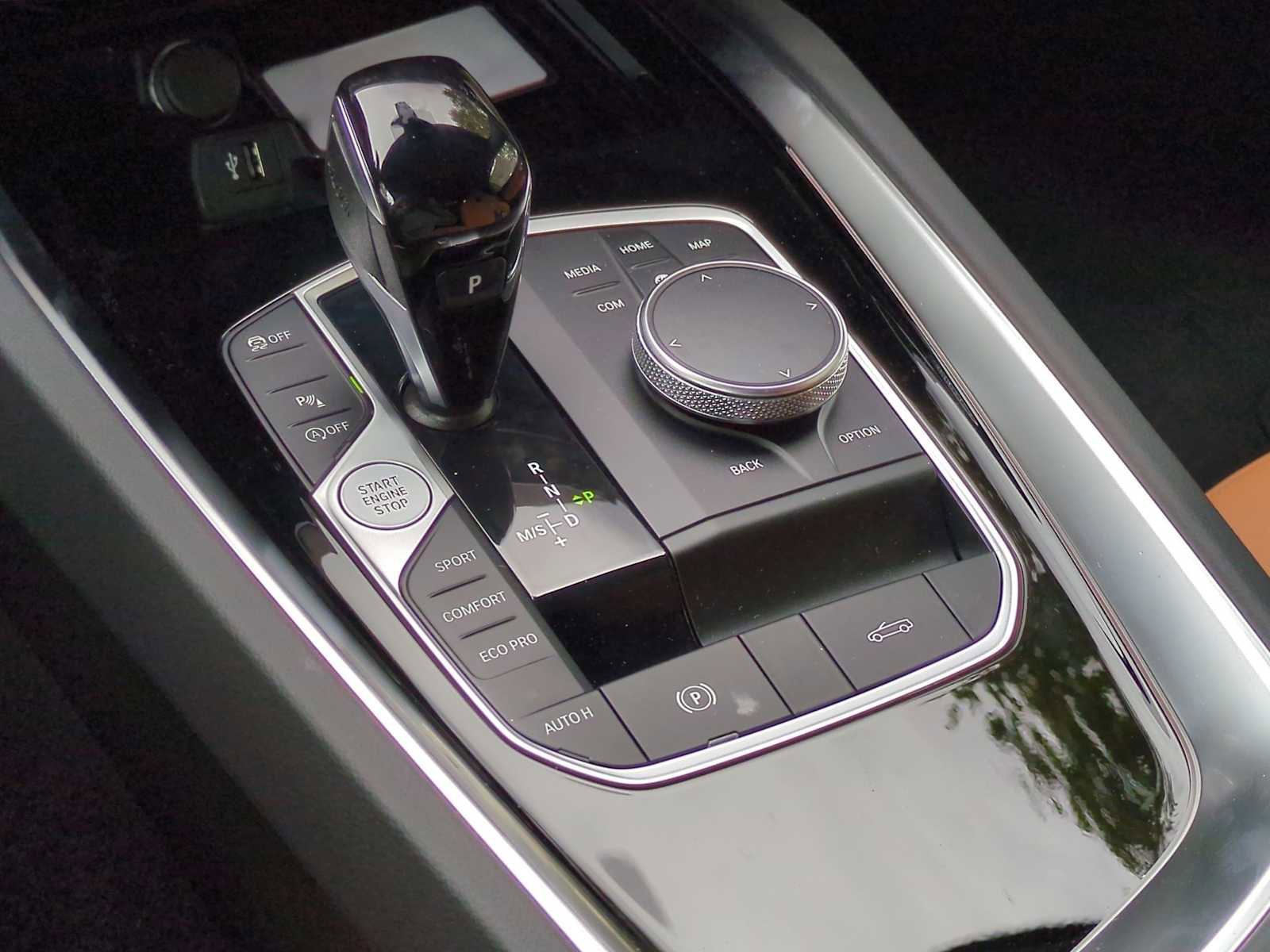 New 2026 BMW Z4 sDrive30i w/ Convenience Package image 30