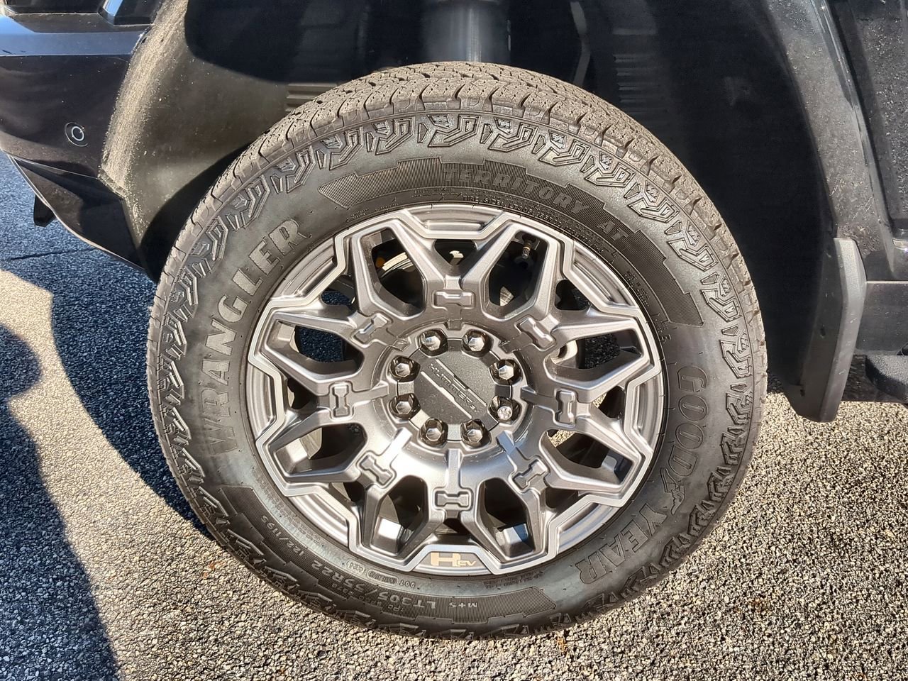 Used 2025 GMC Hummer EV 3X image 34