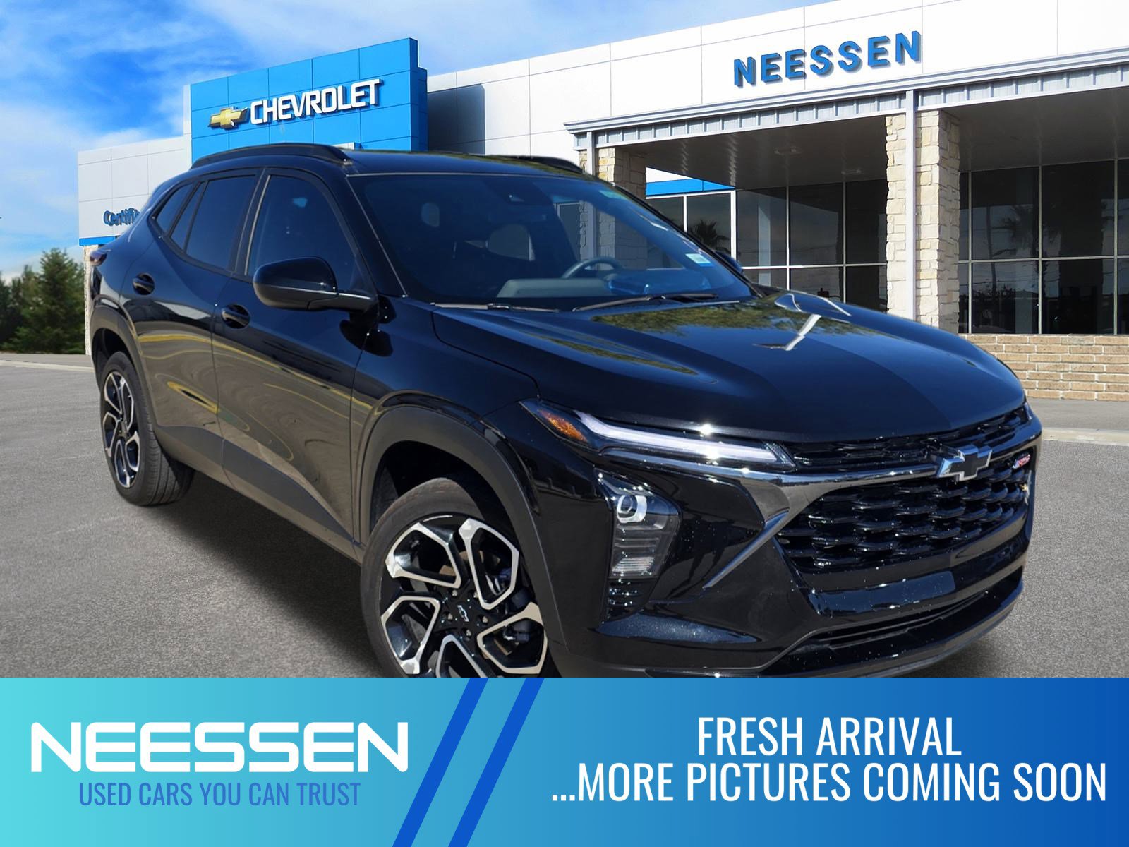 Used 2025 Chevrolet Trax RS w/ Driver Confidence Package