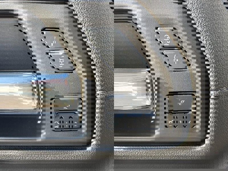 Used 2023 Chevrolet Silverado 3500 High Country image 25