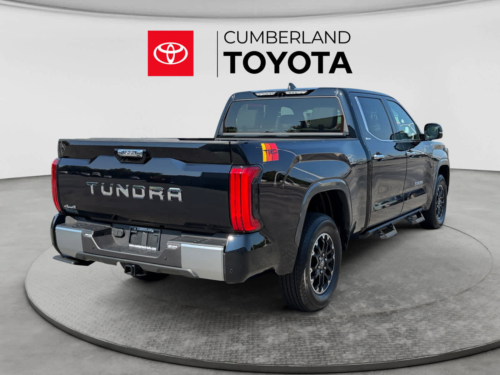 Used 2026 Toyota Tundra Limited AWD/4WD image 5