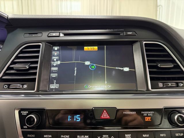 Used 2015 Hyundai Sonata Limited w/ Option Group 06 FWD image 14