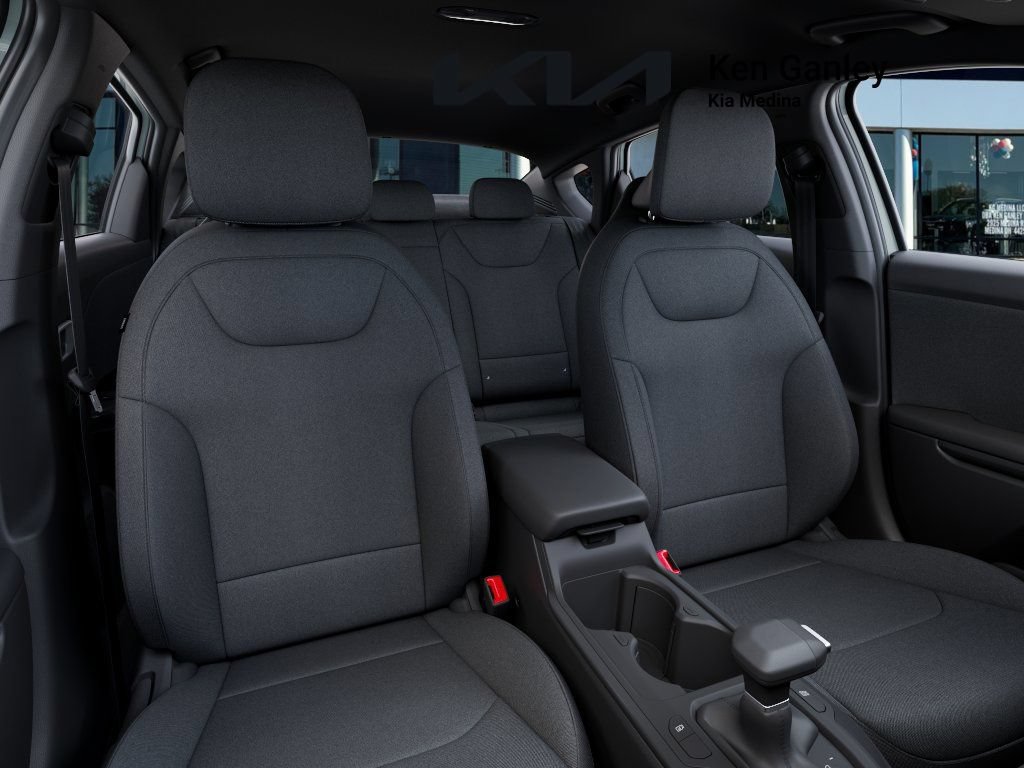 New 2026 Kia K4 FWD image 15