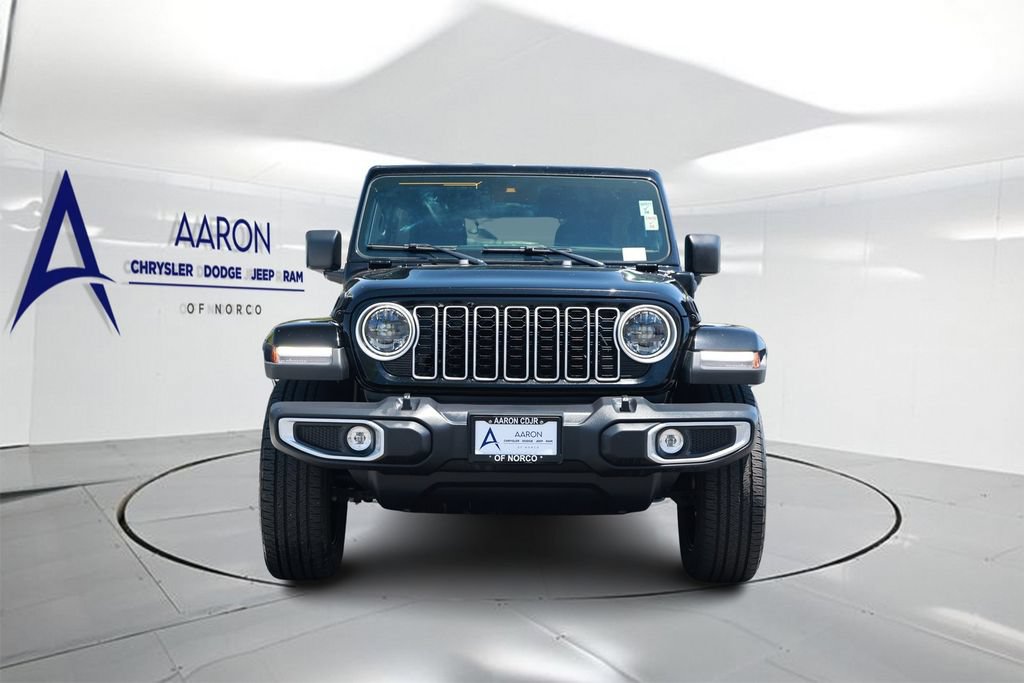 Used 2025 Jeep Wrangler Unlimited Sahara AWD/4WD image 4