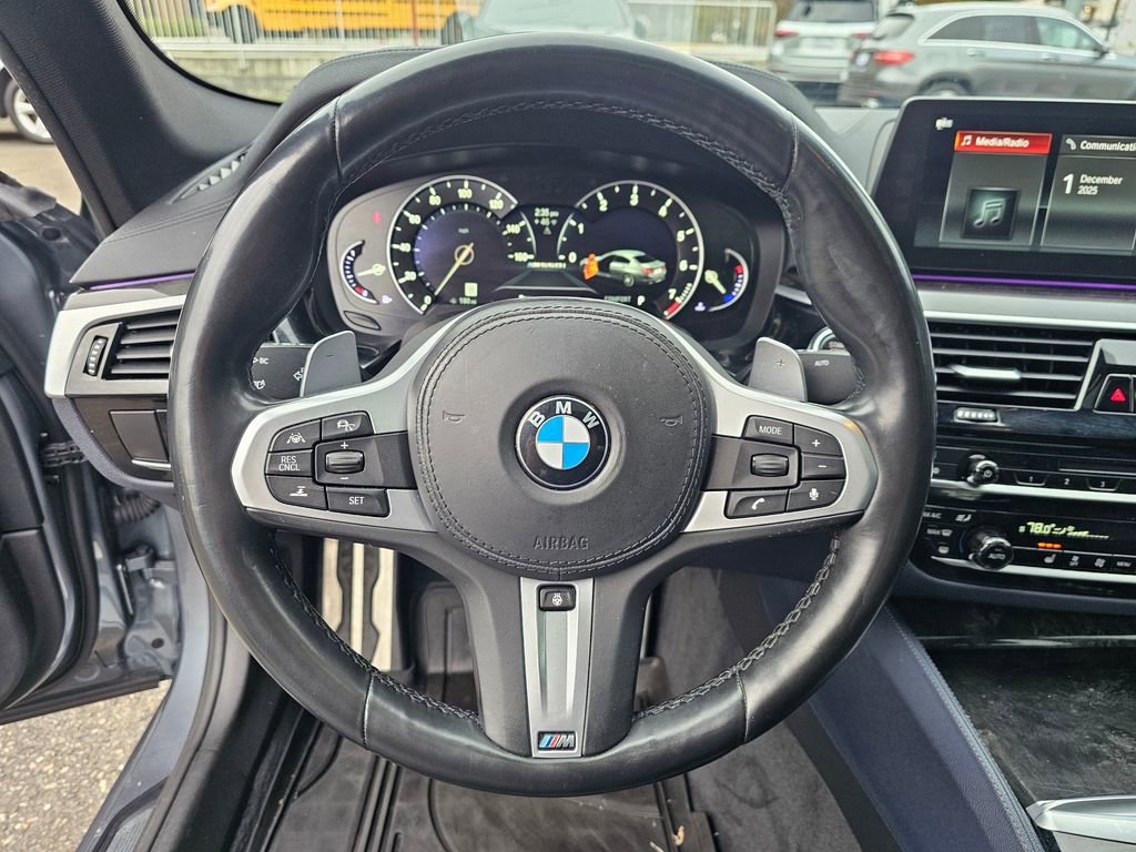 Used 2018 BMW M550i xDrive AWD/4WD image 11