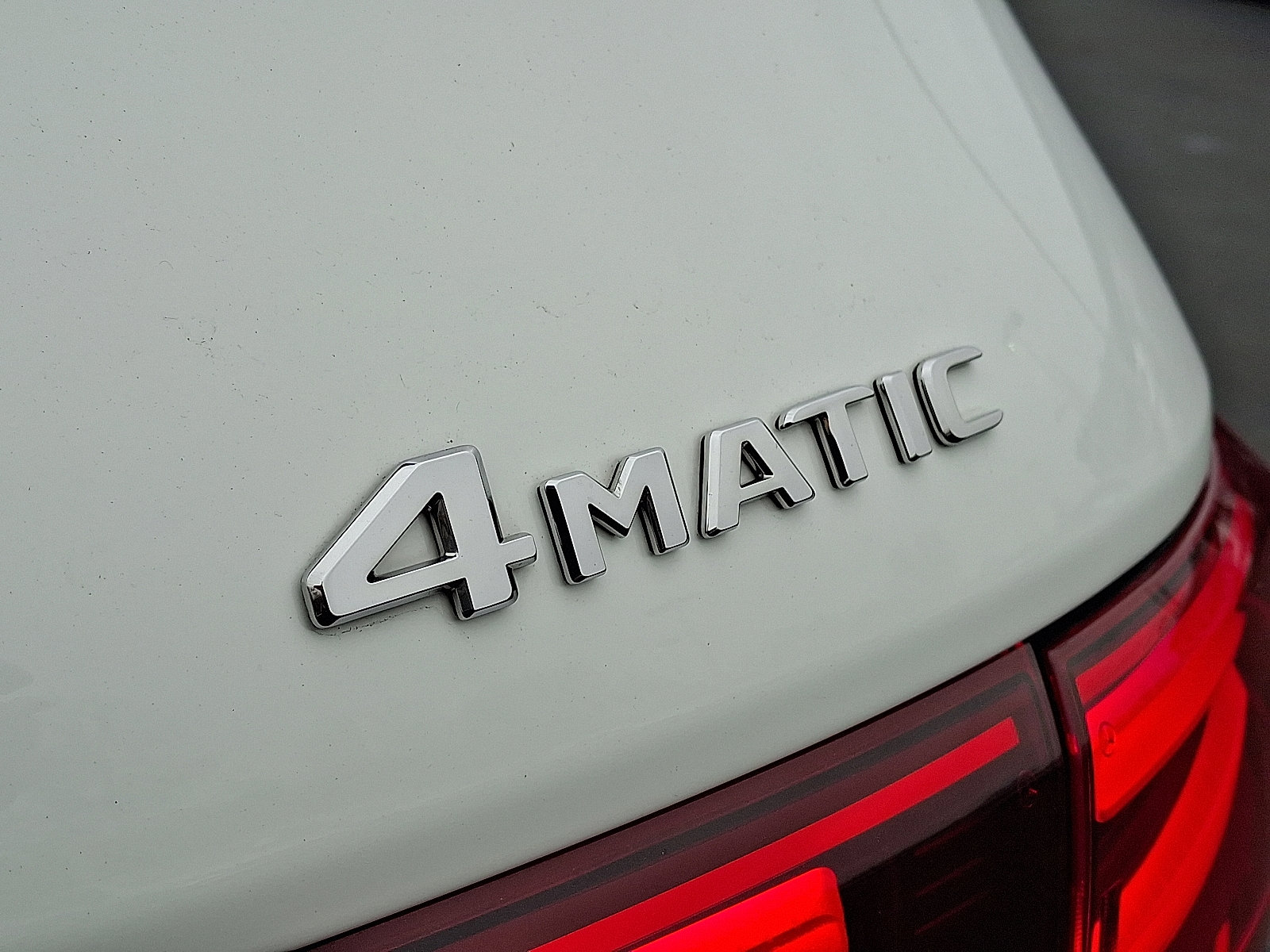 Certified 2025 Mercedes-Benz GLB 250 4MATIC image 32
