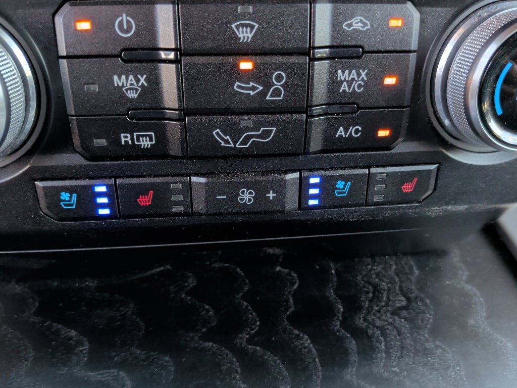 Used 2019 Ford F150 Platinum w/ Equipment Group 701A Luxury RWD image 31
