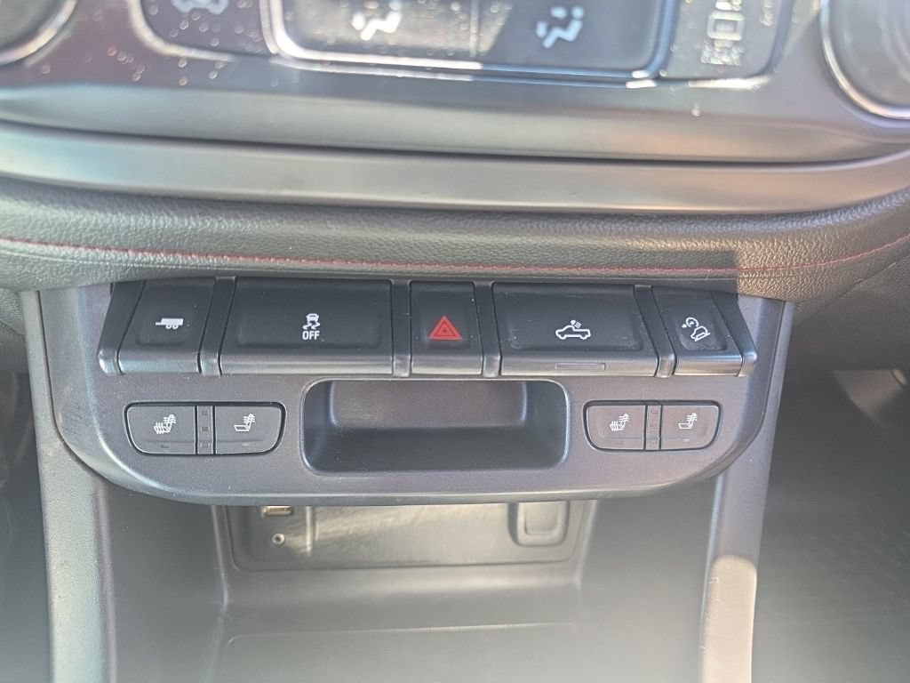 Used 2015 GMC Canyon SLE w/ All-Terrain Package AWD/4WD image 23