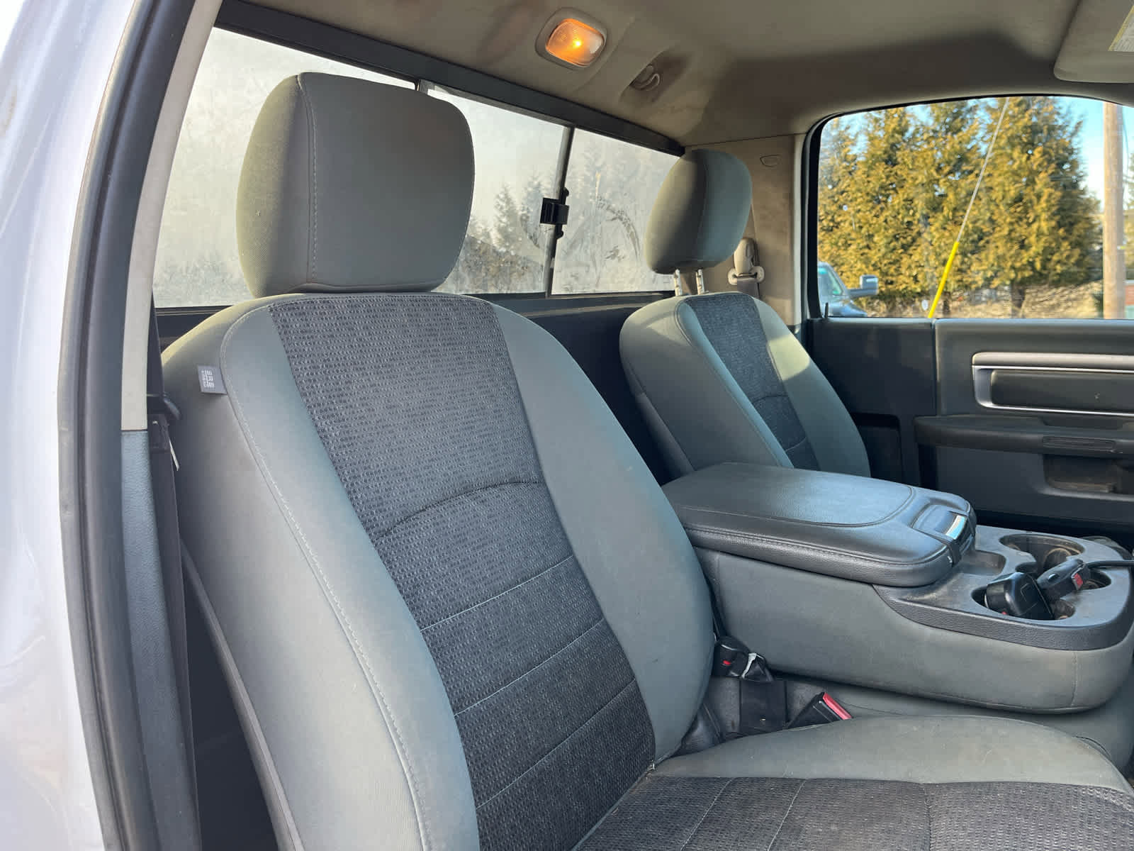 Used 2015 RAM 3500 SLT w/ Popular Equipment Group image 27