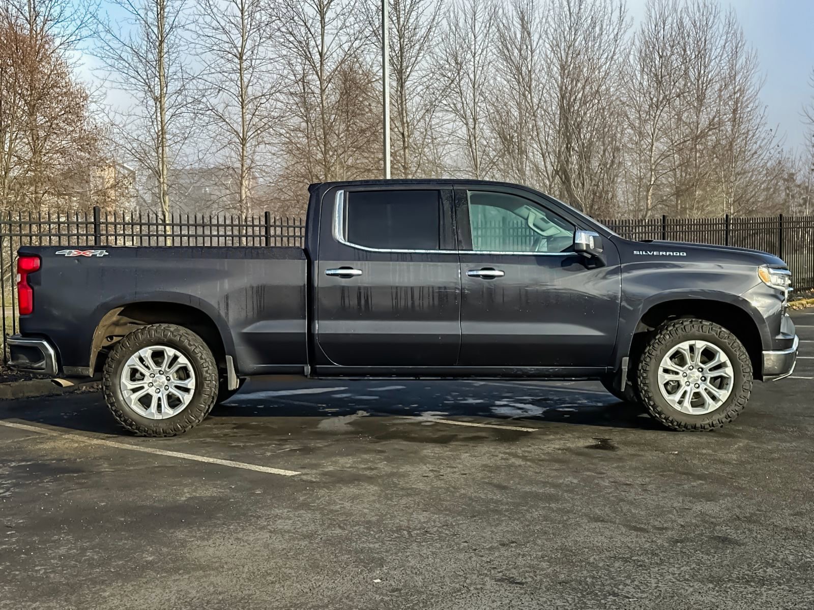 Used 2023 Chevrolet Silverado 1500 LTZ w/ LTZ Convenience Package II image 2