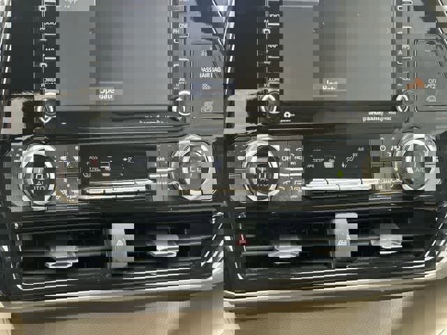 Used 2022 Toyota Highlander XLE image 14