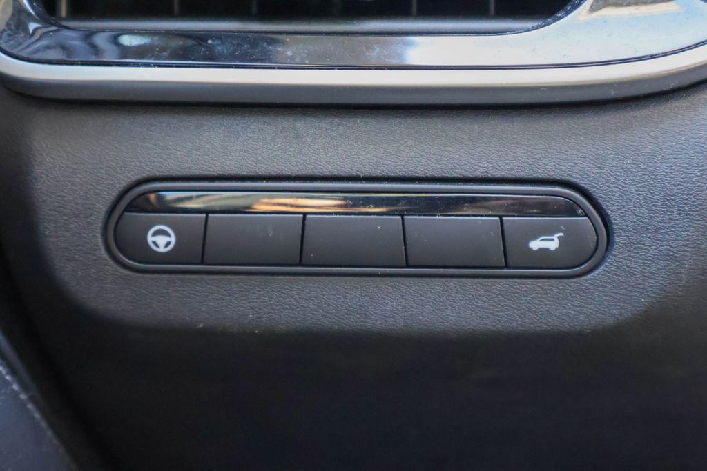 Used 2023 INFINITI QX60 Luxe w/ Performance Audio Package image 19