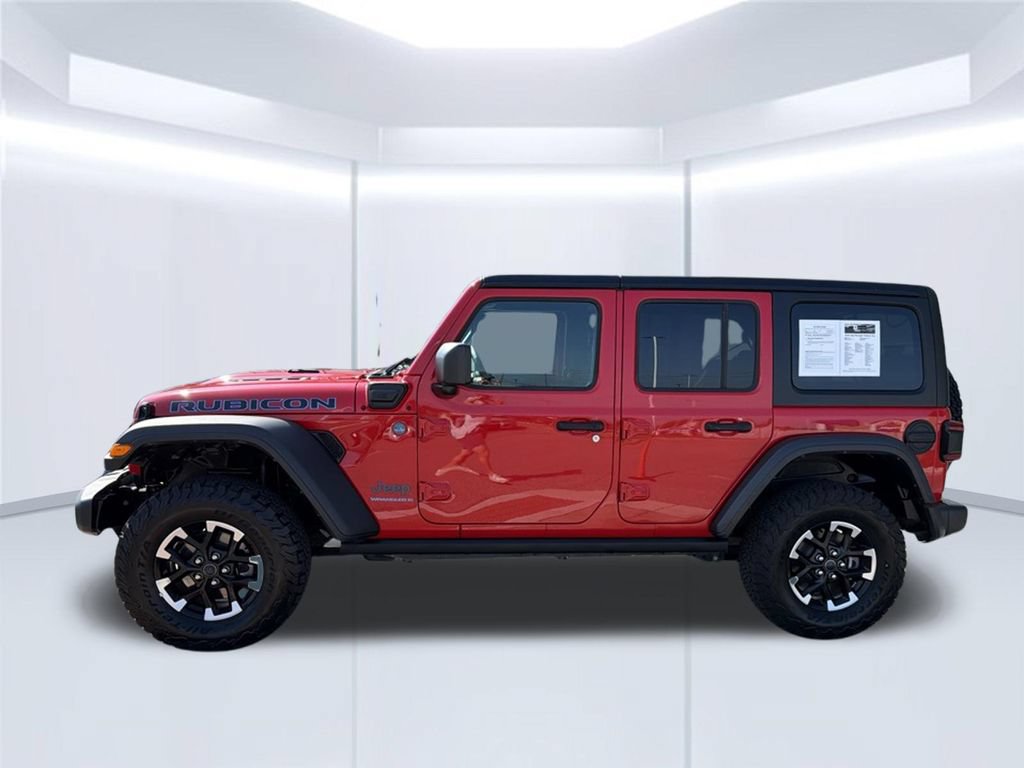 Used 2025 Jeep Wrangler Unlimited Rubicon 4xe w/ Convenience Group AWD/4WD image 3