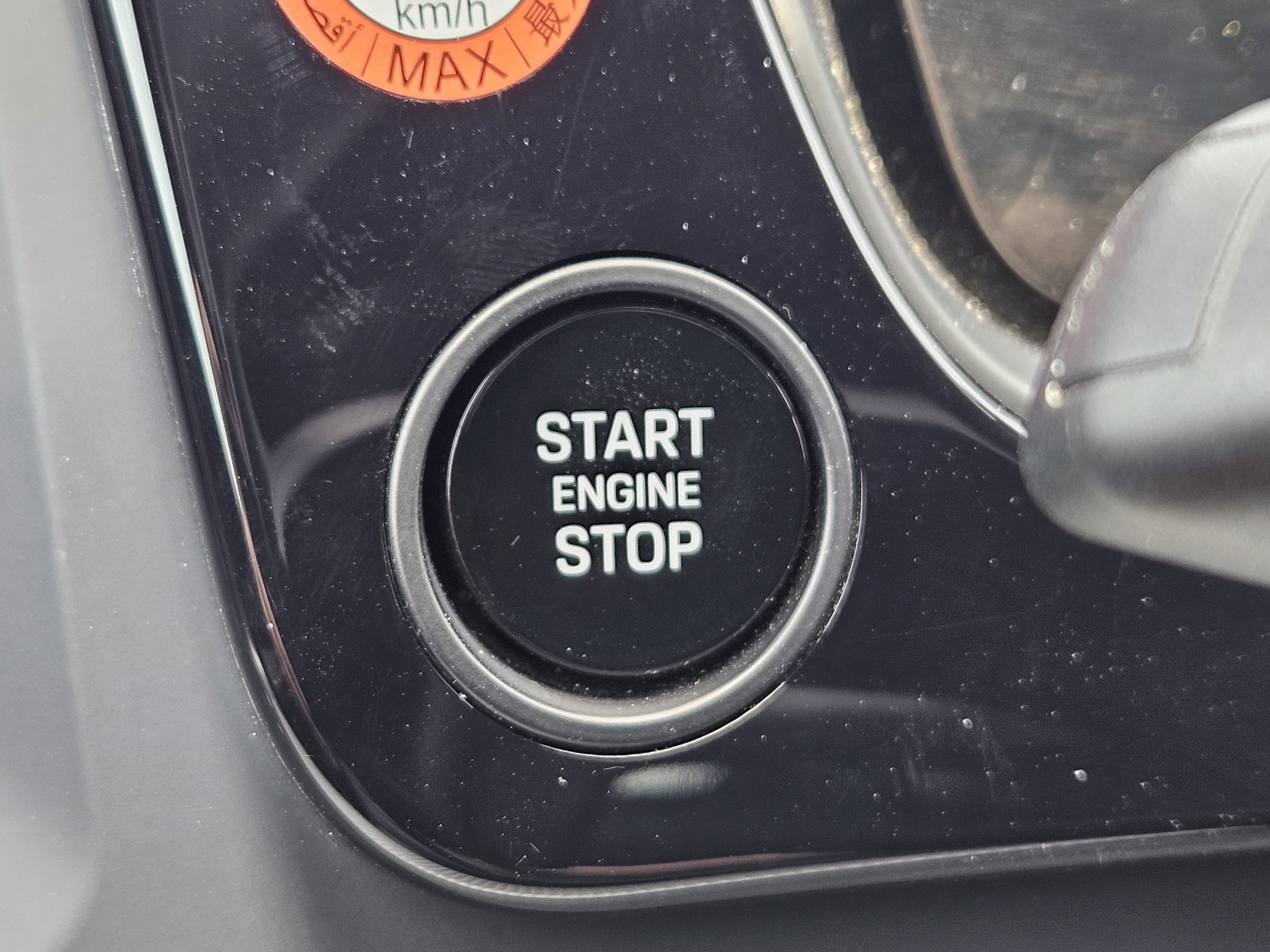 Certified 2025 Porsche Cayenne Coupe image 21