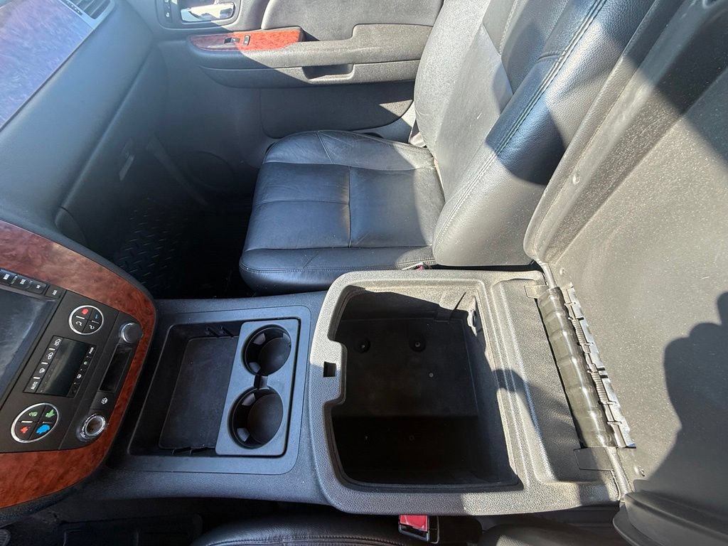 Used 2008 Chevrolet Silverado 3500 LTZ AWD/4WD image 15