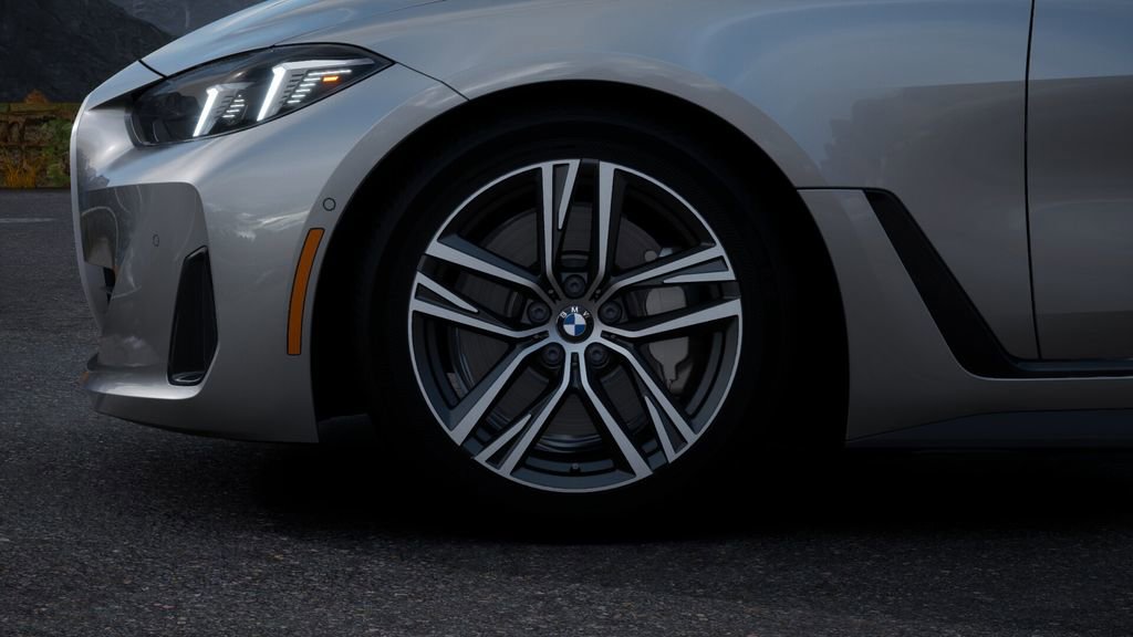 Used 2025 BMW 430i w/ Parking Assistance Package image 35