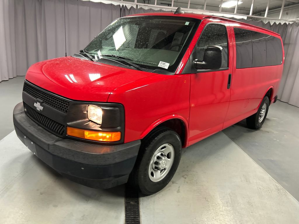 Used 2017 Chevrolet Express 2500 LS image 3