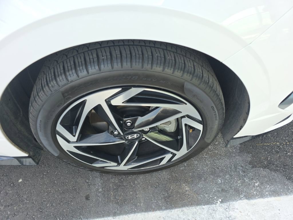 Certified 2025 Hyundai Sonata SEL image 2