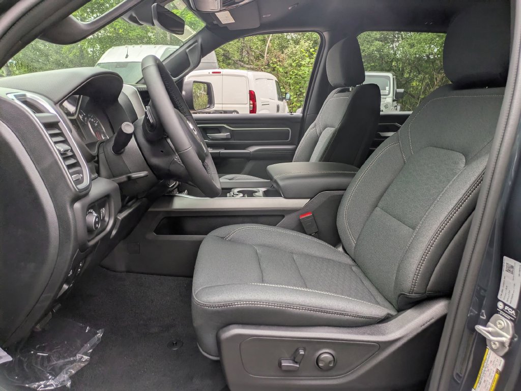 New 2026 RAM 1500 Big Horn AWD/4WD image 12
