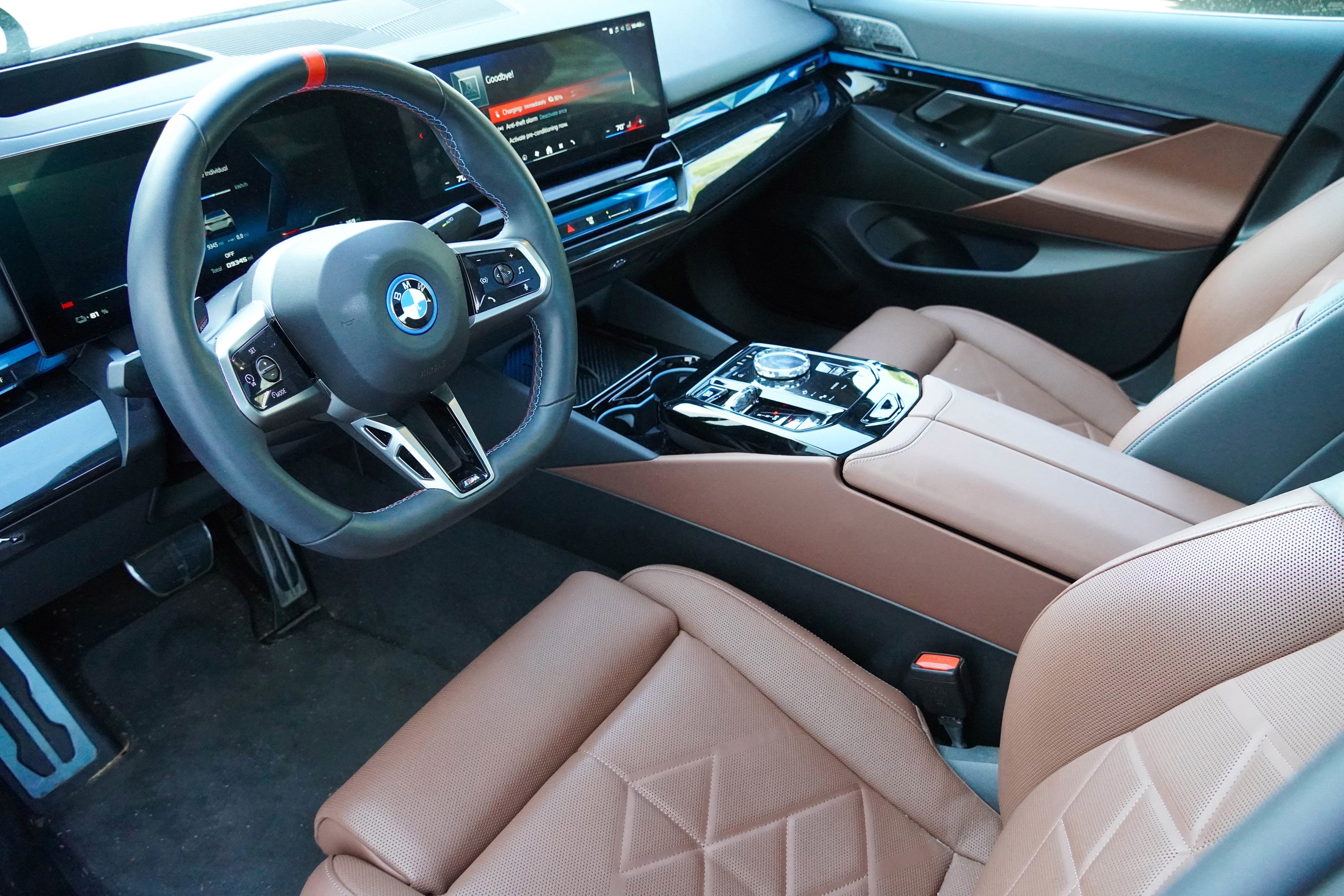 Certified 2024 BMW i5 M60 w/ Executive Package image 9