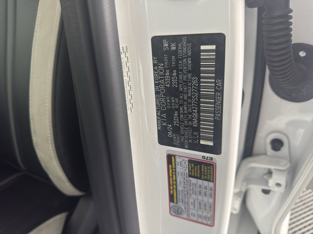 Used 2025 Kia K5 GT-Line AWD/4WD image 13