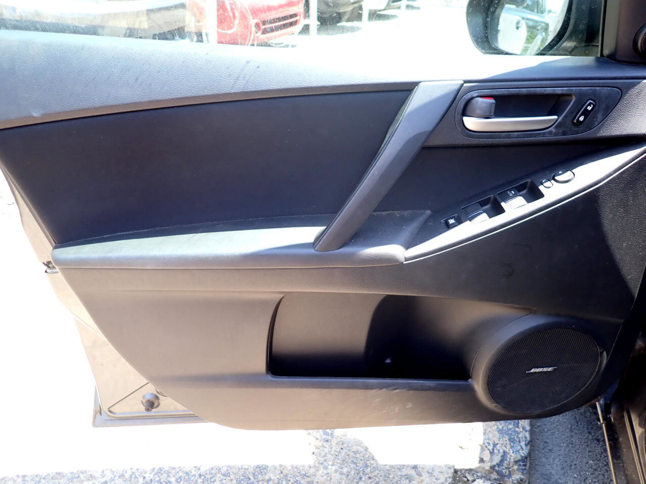 Used 2011 MAZDA MAZDA3 i Touring image 35