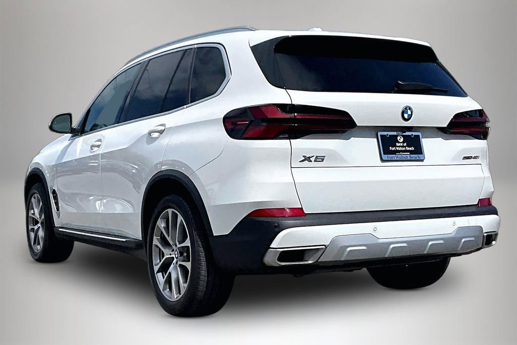 Used 2026 BMW X5 sDrive40i image 4