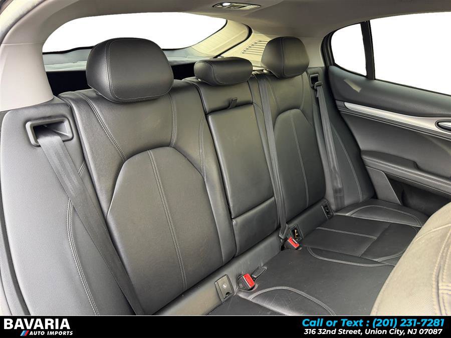 Used 2018 Alfa Romeo Stelvio Sport w/ Quick Order Package 22J Sport image 18