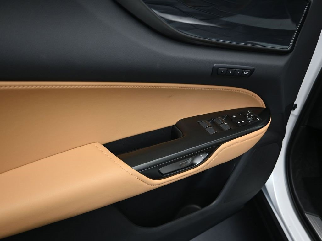 Certified 2025 Lexus NX 350 AWD w/ Accessory Package (2T) image 11