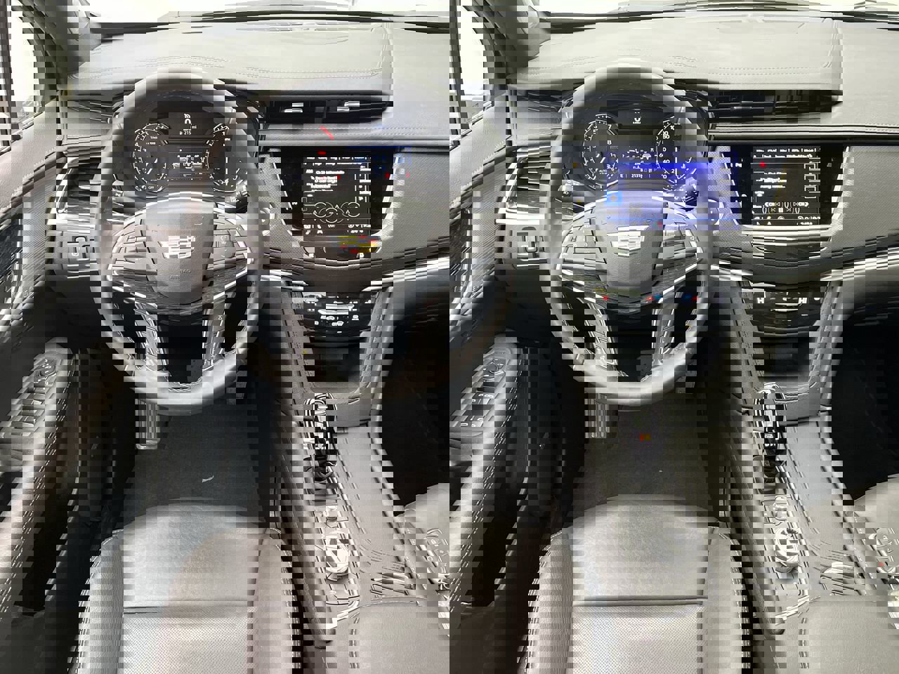 Certified 2025 Cadillac XT5 Premium Luxury image 15