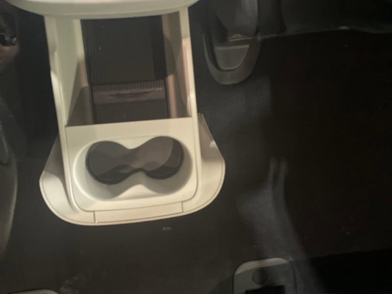 Used 2023 Chrysler Pacifica Touring-L w/ Uconnect Theater Family Group image 21